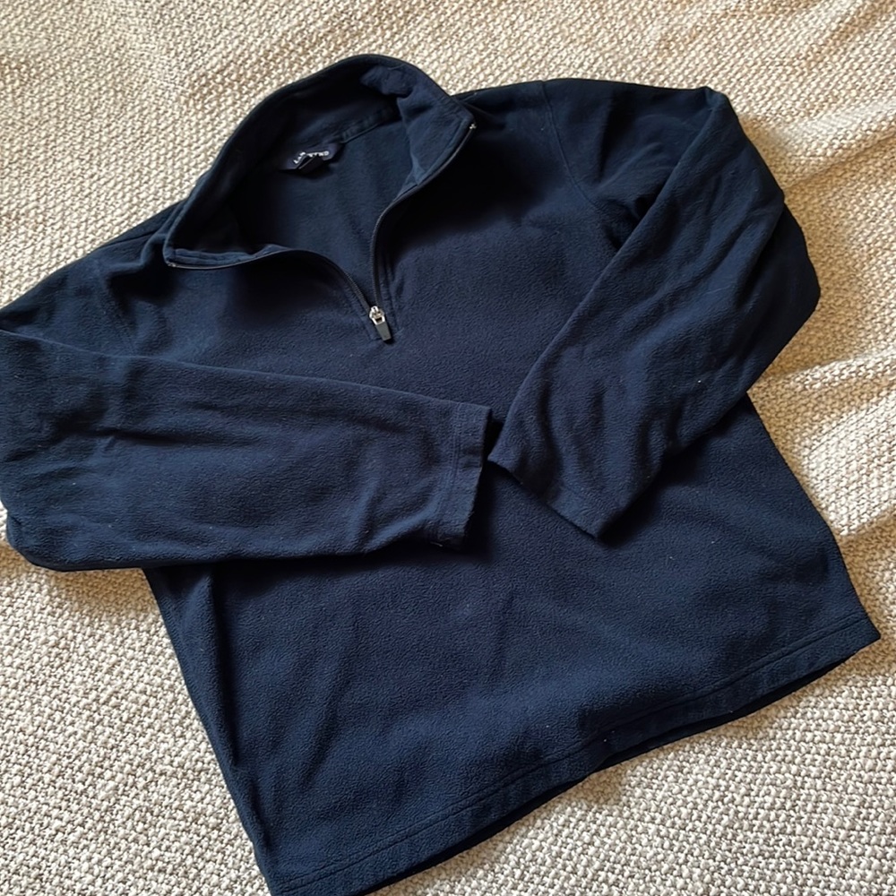 Quarter zip fleece